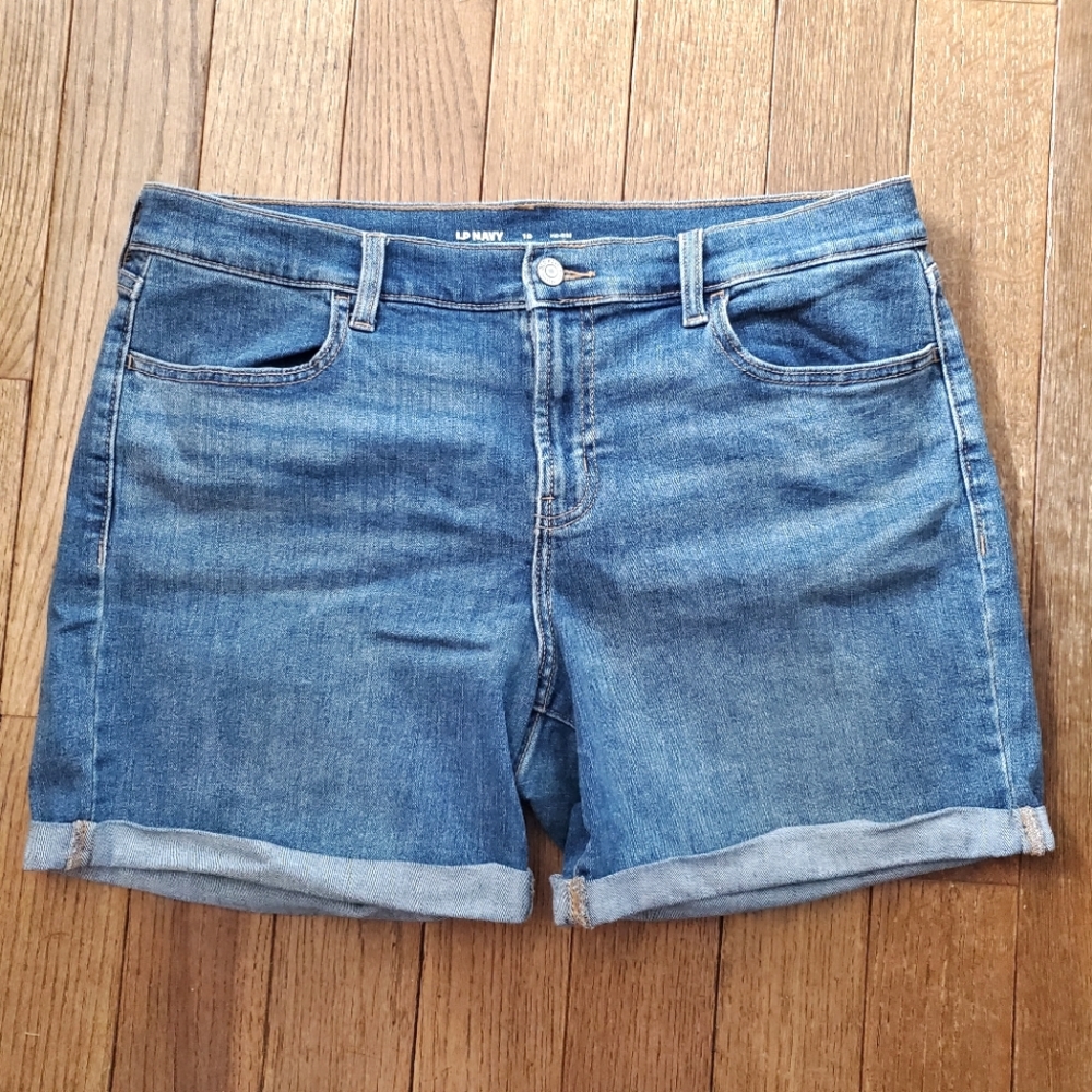 Old Navy Mid-Rise Stretch Cuffed Denim Shorts